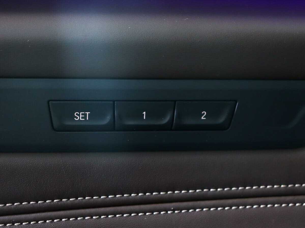 BMW 5 серии 2019 года с пробегом. Фото: #15