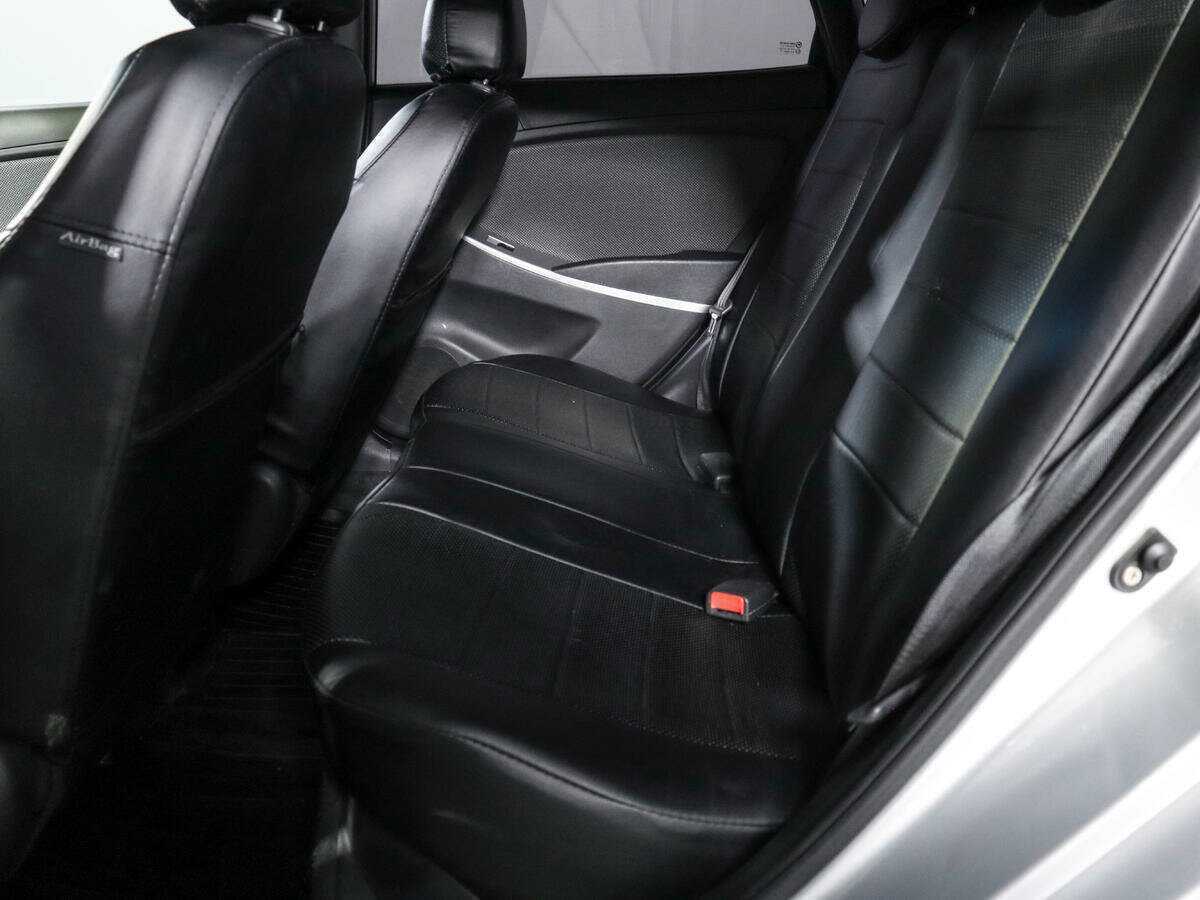 Hyundai Solaris 2011 года с пробегом. Фото: #9