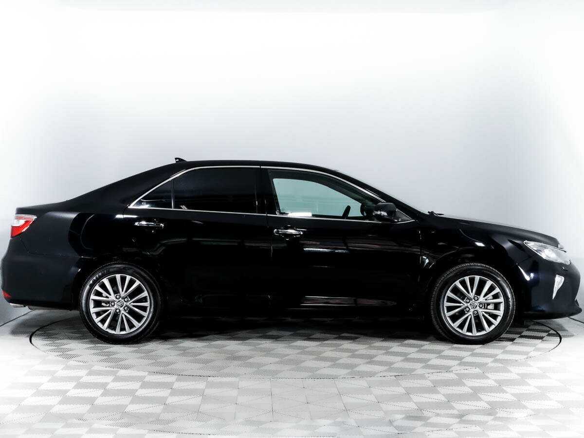 Toyota Camry 2017 года с пробегом. Фото: #3