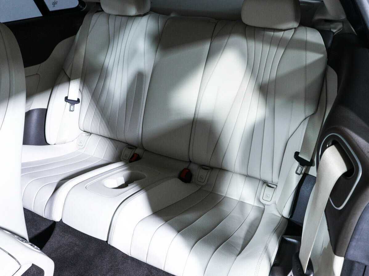 Mercedes-Benz E-Класс 2018 года с пробегом. Фото: #9