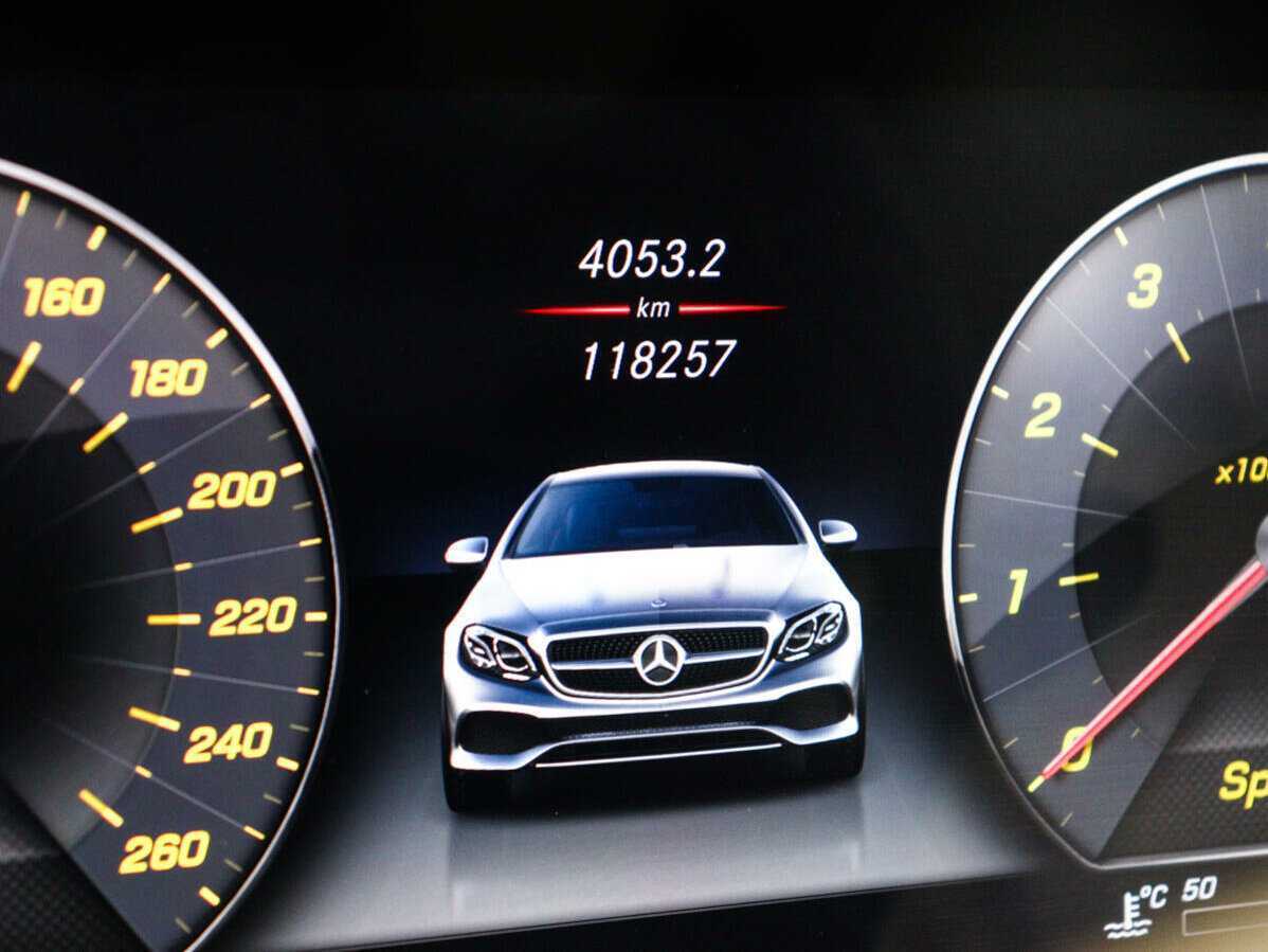 Mercedes-Benz E-Класс 2018 года с пробегом. Фото: #10