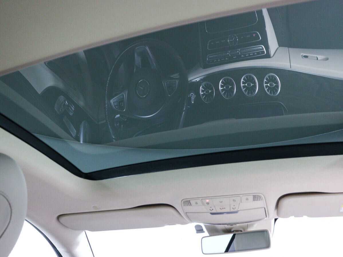 Mercedes-Benz E-Класс 2018 года с пробегом. Фото: #16