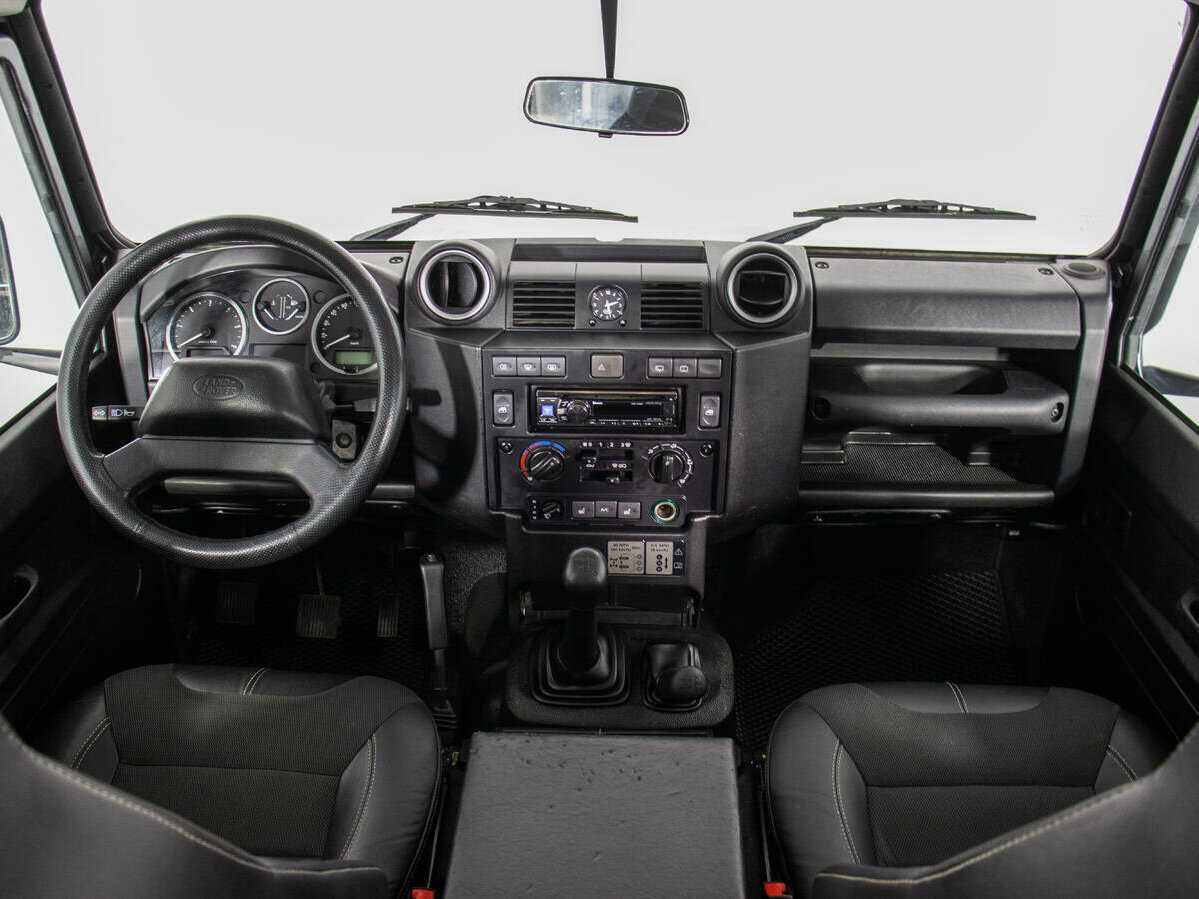 Land Rover Defender 2013 года с пробегом. Фото: #15