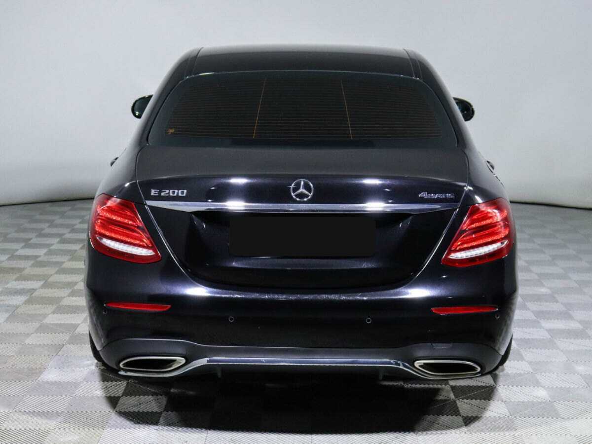 Mercedes-Benz E-Класс 2018 года с пробегом. Фото: #4