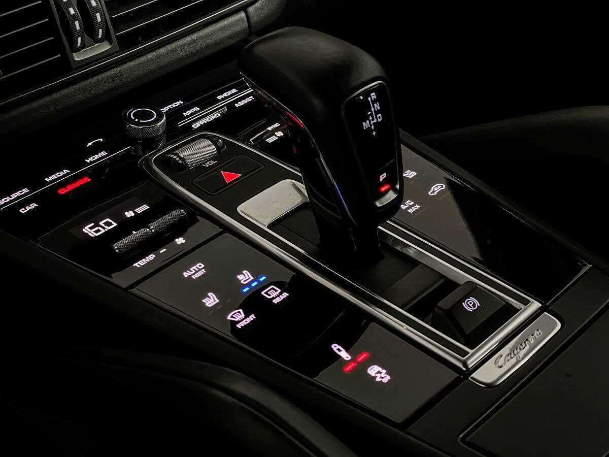 Porsche Cayenne 2018 года с пробегом. Фото: #16