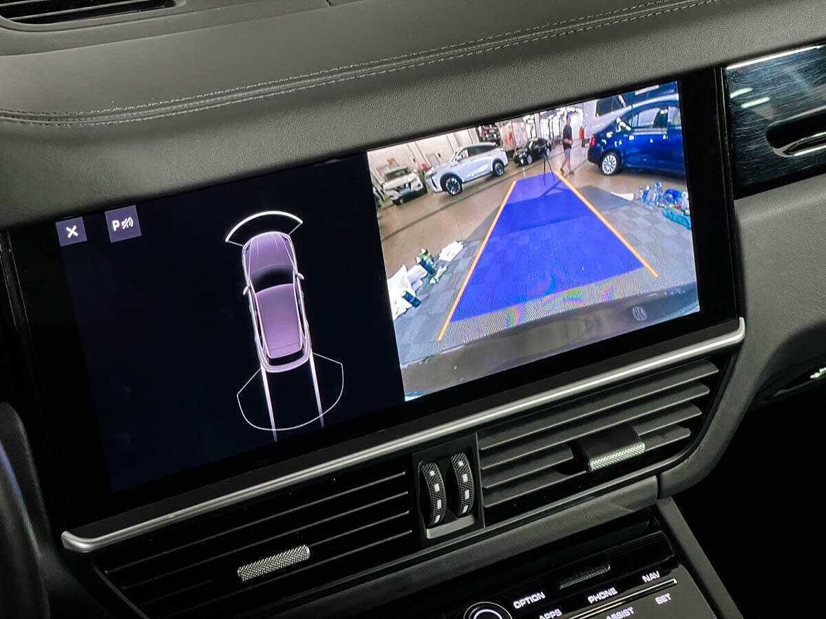 Porsche Cayenne 2018 года с пробегом. Фото: #18