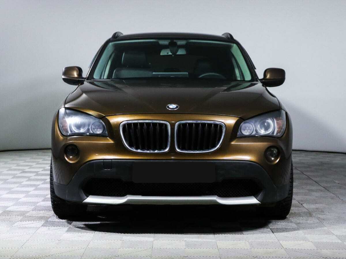 BMW X1 2010 года с пробегом. Фото: #1