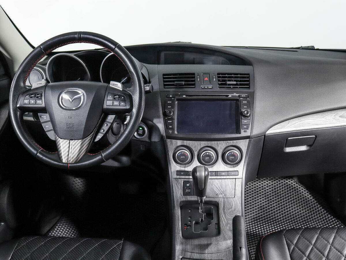 Mazda 3 2011 года с пробегом. Фото: #11