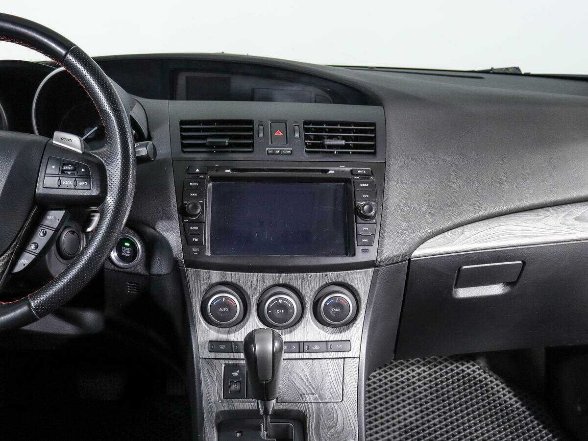 Mazda 3 2011 года с пробегом. Фото: #12