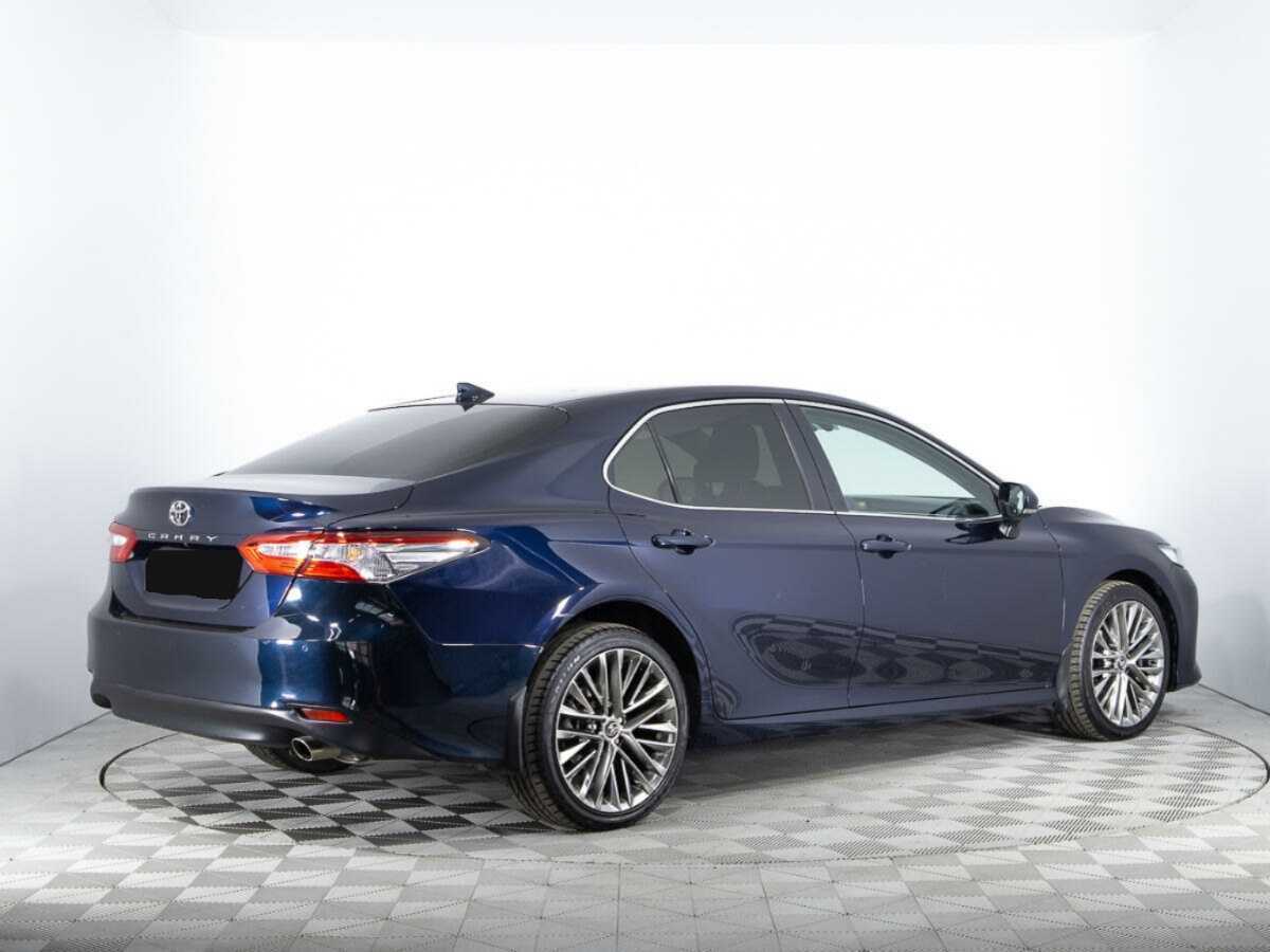 Toyota Camry 2018 года с пробегом. Фото: #4