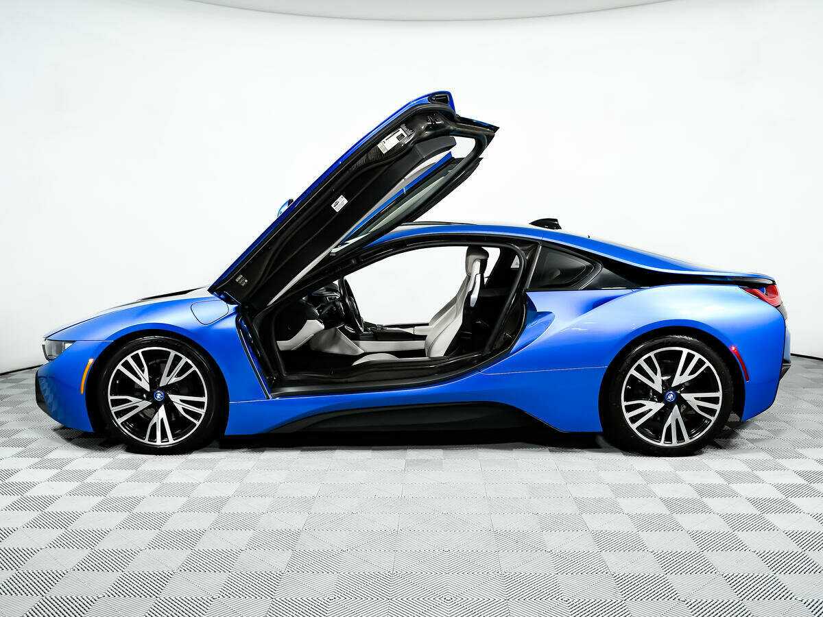 BMW i8 2016 года с пробегом. Фото: #19