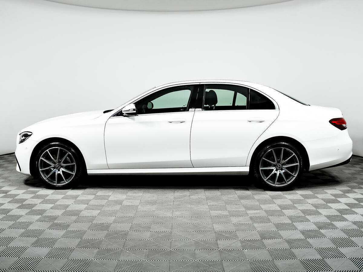 Mercedes-Benz E-Класс 2022 года с пробегом. Фото: #7