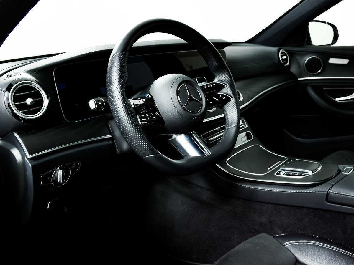 Mercedes-Benz E-Класс 2022 года с пробегом. Фото: #12