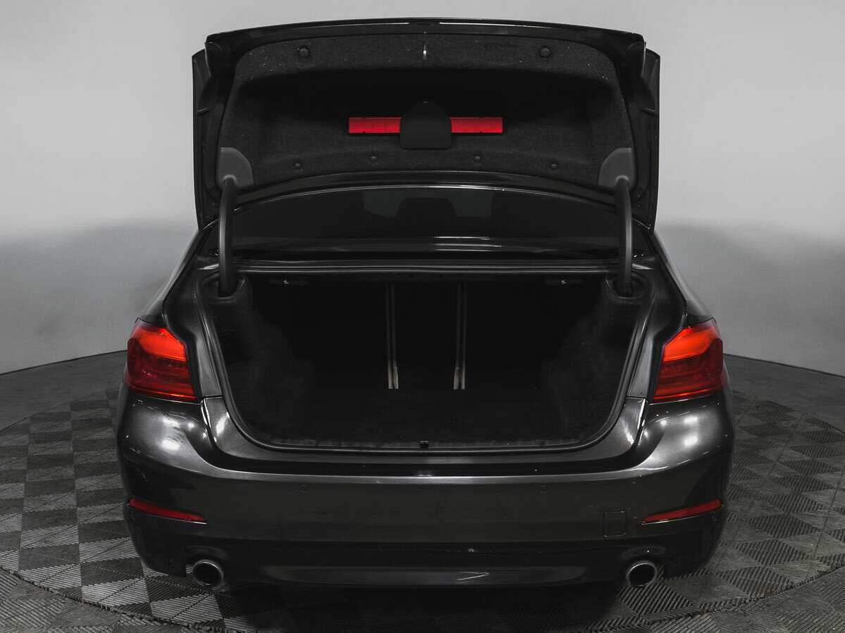 BMW 5 серии 2017 года с пробегом. Фото: #16