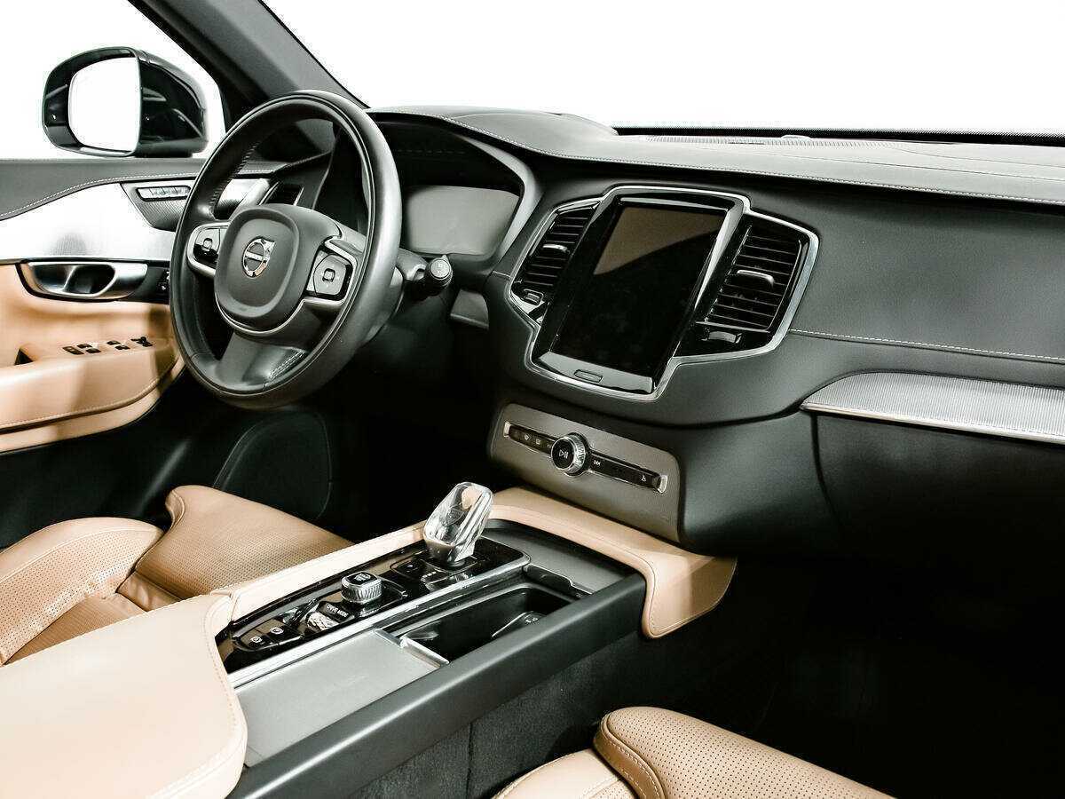Volvo XC90 2019 года с пробегом. Фото: #8