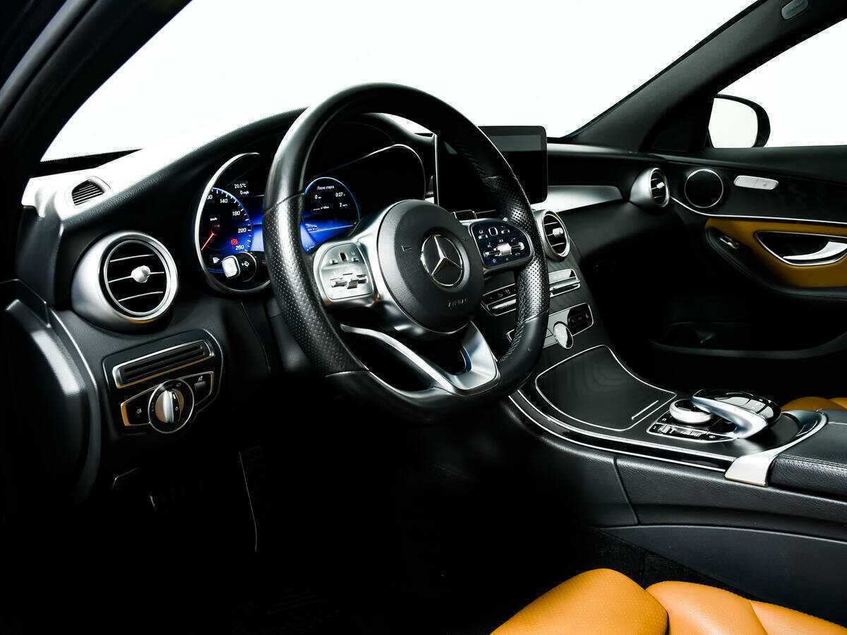 Mercedes-Benz C-Класс 2019 года с пробегом. Фото: #12