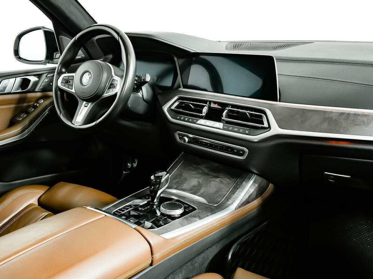 BMW X7 2019 года с пробегом. Фото: #6