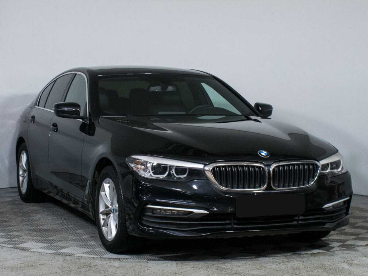 BMW 5 серии 2018 года с пробегом. Фото: #2