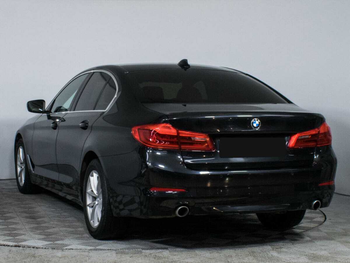 BMW 5 серии 2018 года с пробегом. Фото: #6