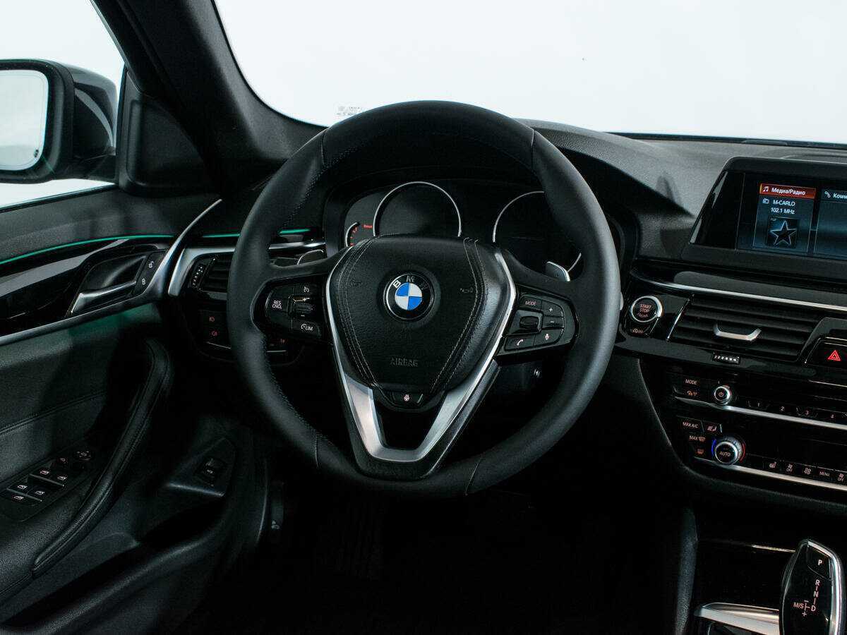 BMW 5 серии 2018 года с пробегом. Фото: #13