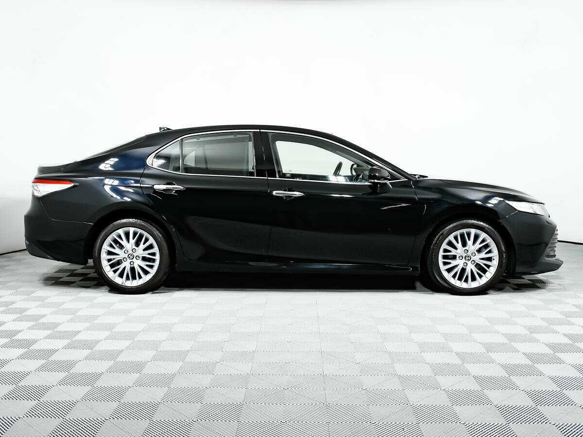 Toyota Camry 2020 года с пробегом. Фото: #3