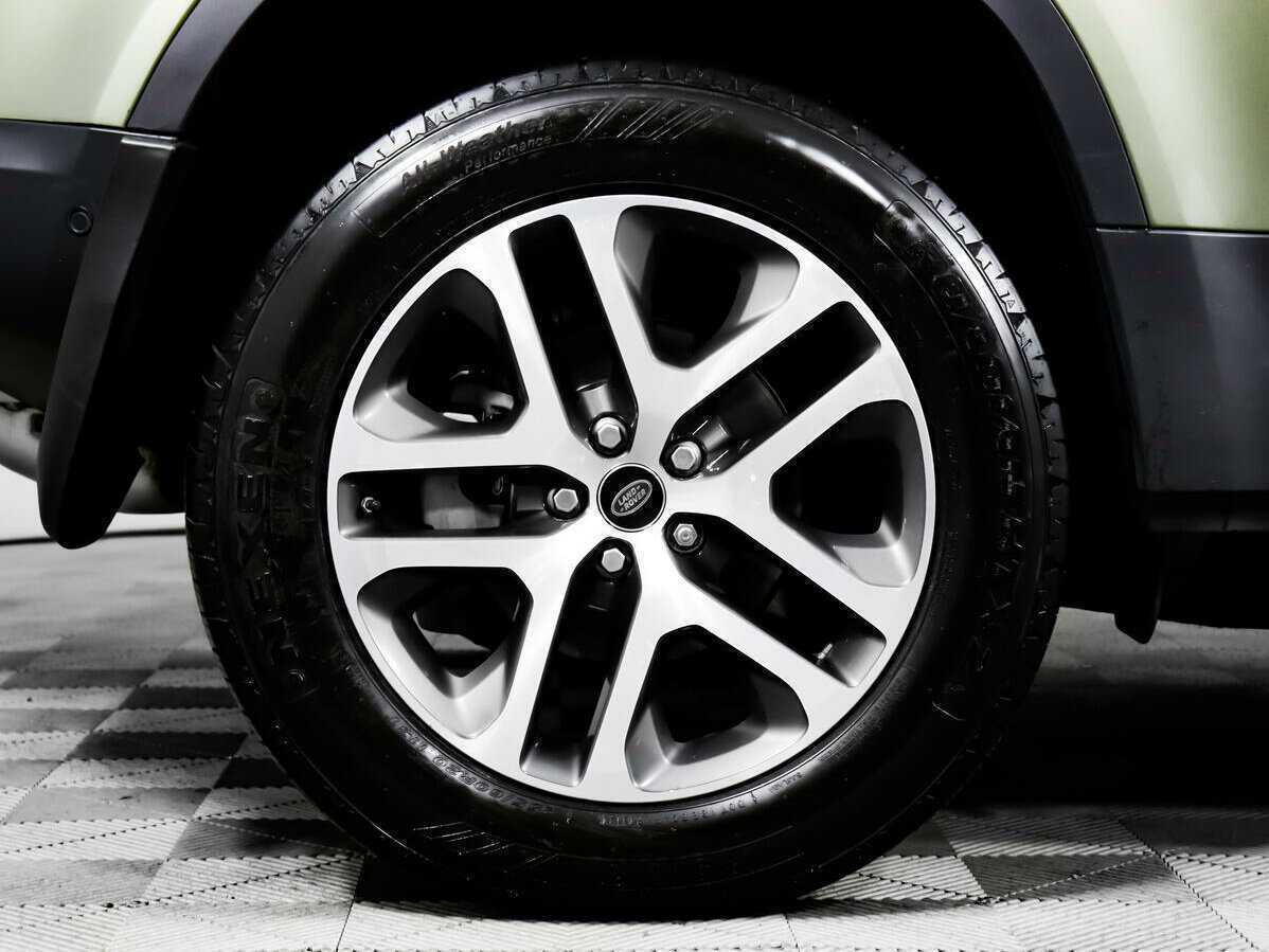 Land Rover Defender 2021 года с пробегом. Фото: #13