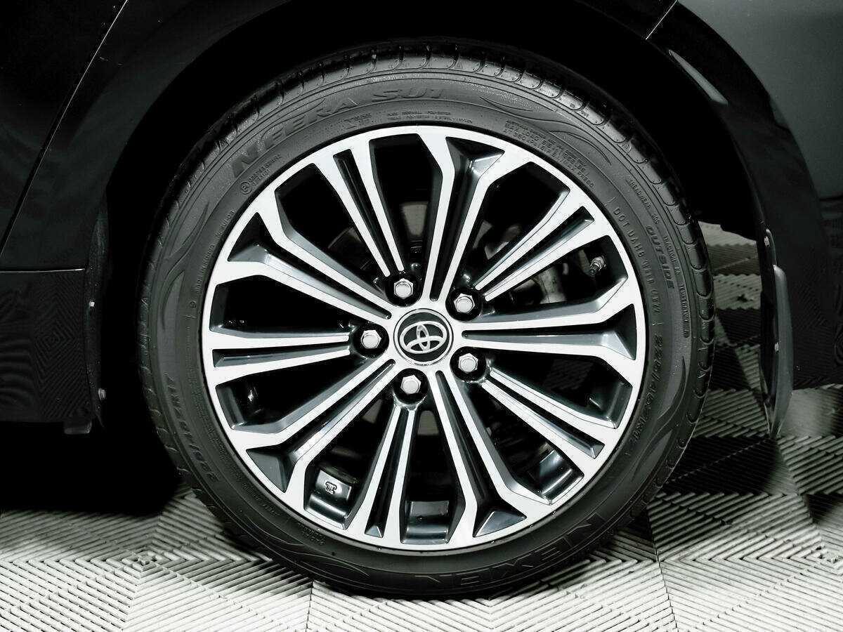 Toyota Corolla 2019 года с пробегом. Фото: #13