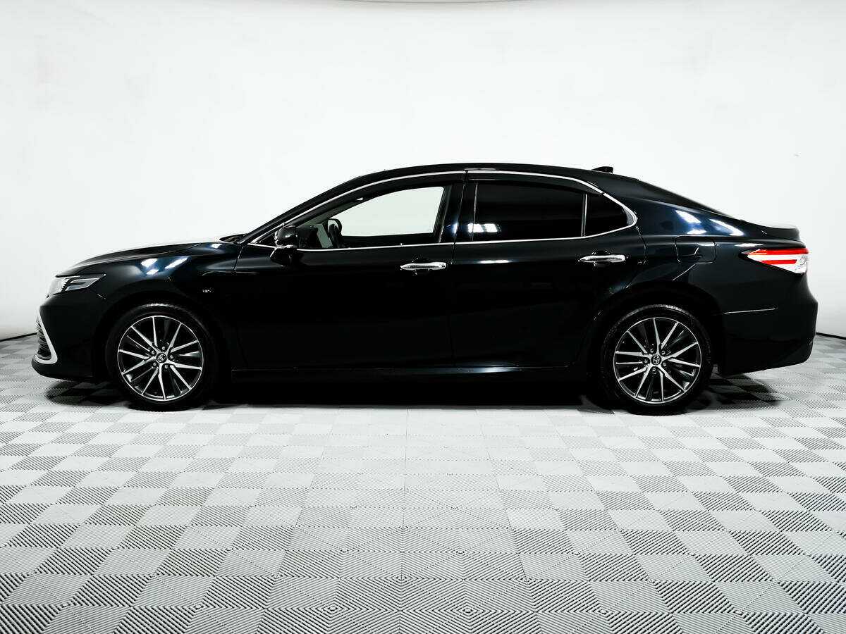 Toyota Camry 2022 года с пробегом. Фото: #7