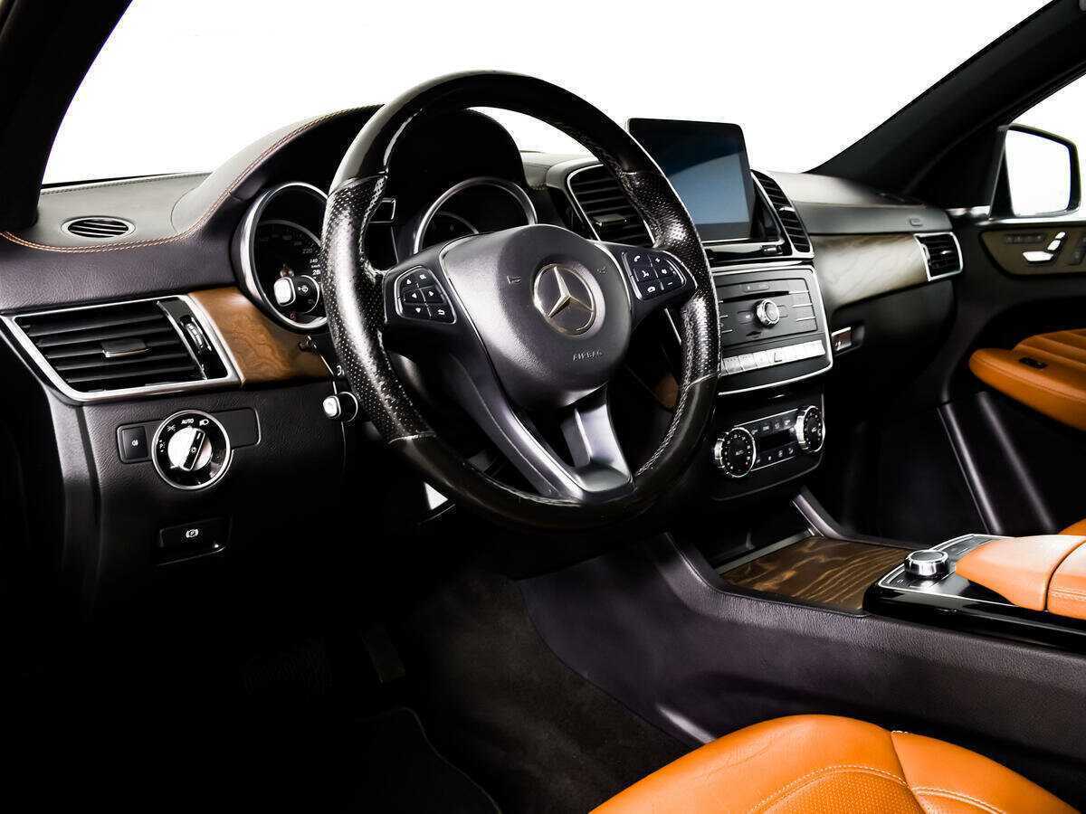 Mercedes-Benz GLE Coupe 2016 года с пробегом. Фото: #12