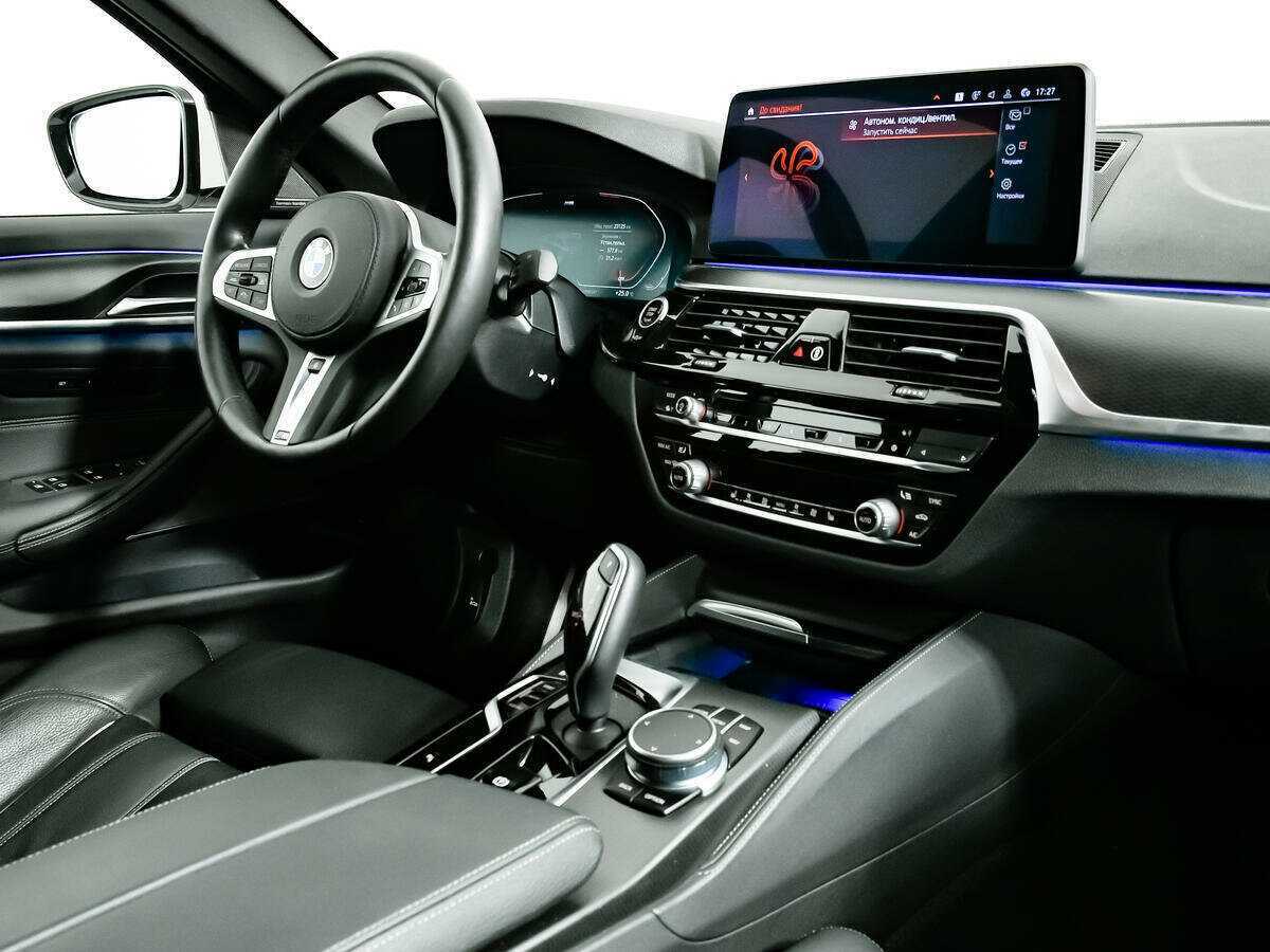 BMW 5 серии 2020 года с пробегом. Фото: #8