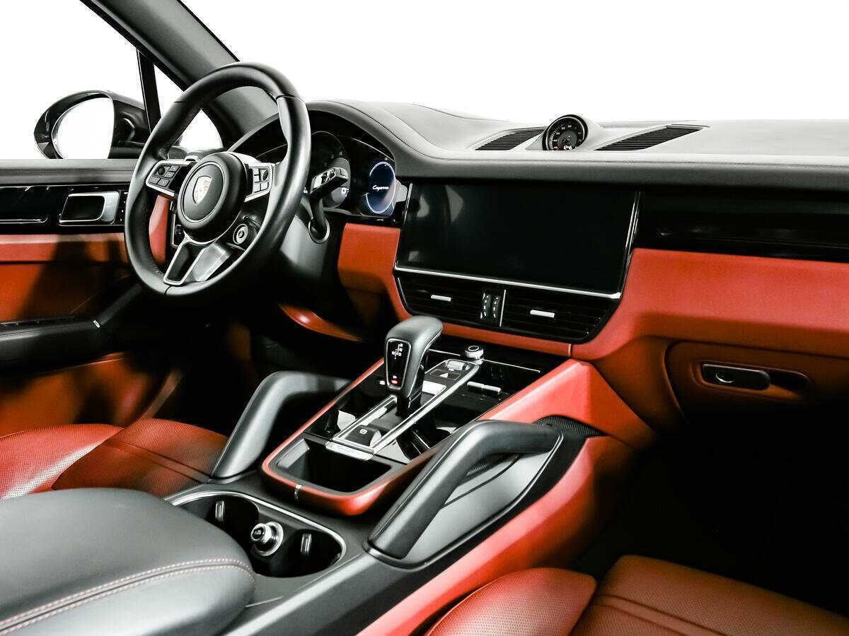 Porsche Cayenne 2019 года с пробегом. Фото: #8