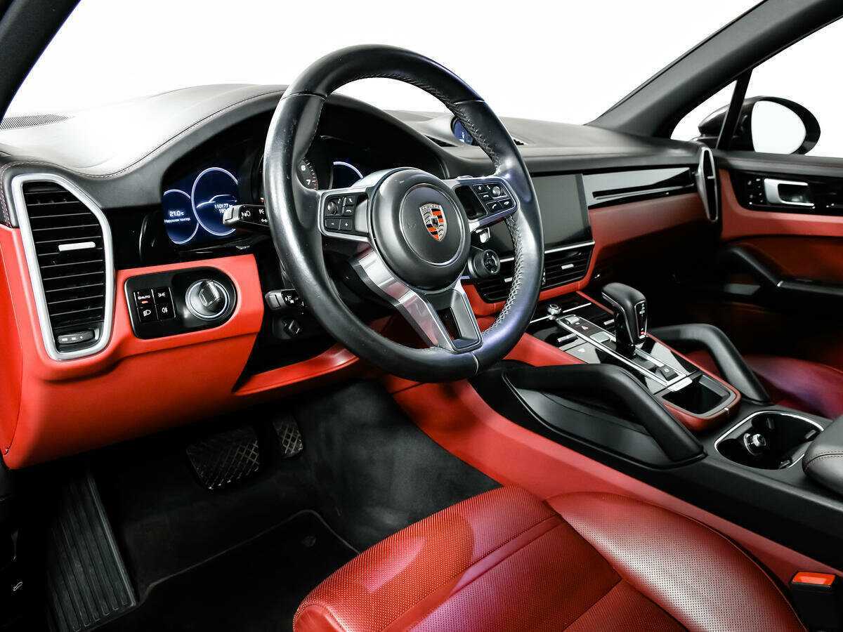 Porsche Cayenne 2019 года с пробегом. Фото: #12