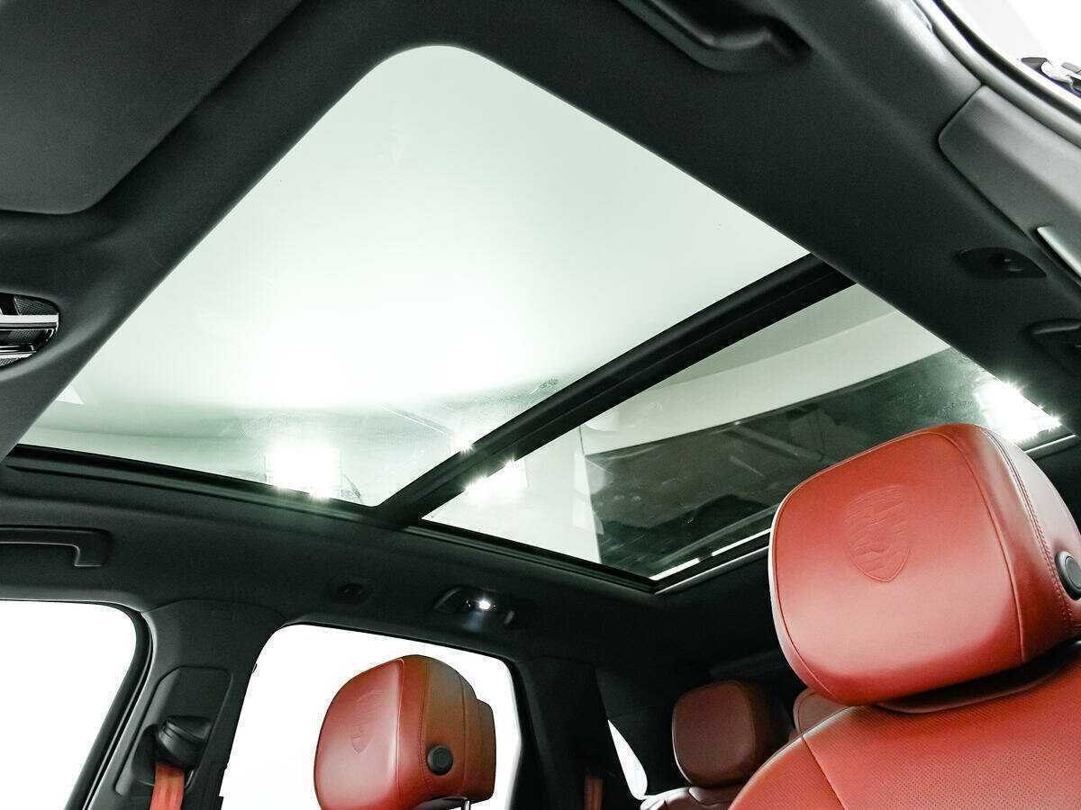 Porsche Cayenne 2019 года с пробегом. Фото: #16