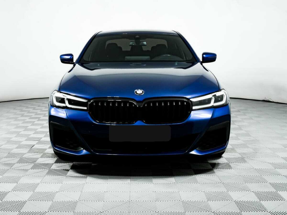BMW 5 серии 2021 года с пробегом. Фото: #1