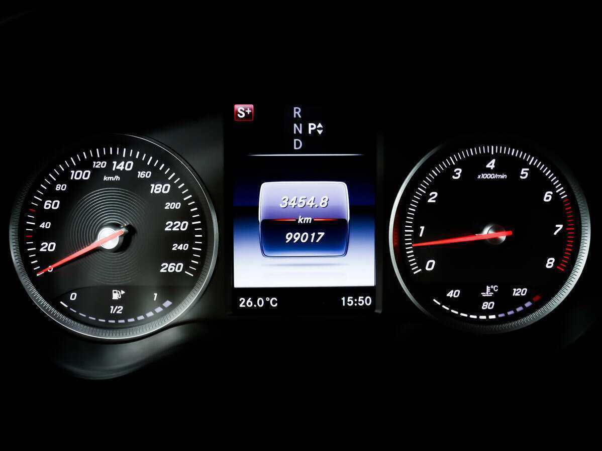 Mercedes-Benz GLC Coupe 2016 года с пробегом. Фото: #9