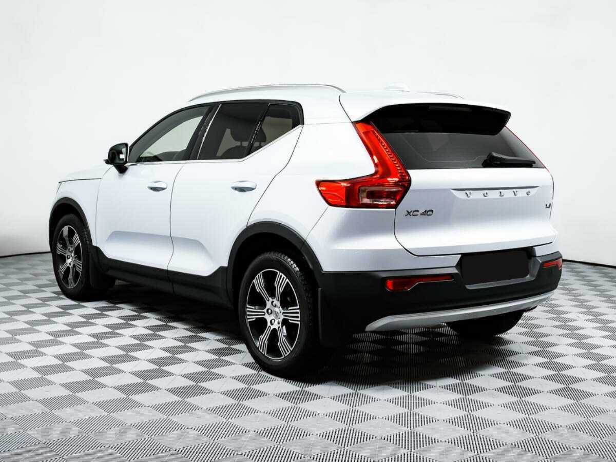 Volvo XC40 2021 года с пробегом. Фото: #6