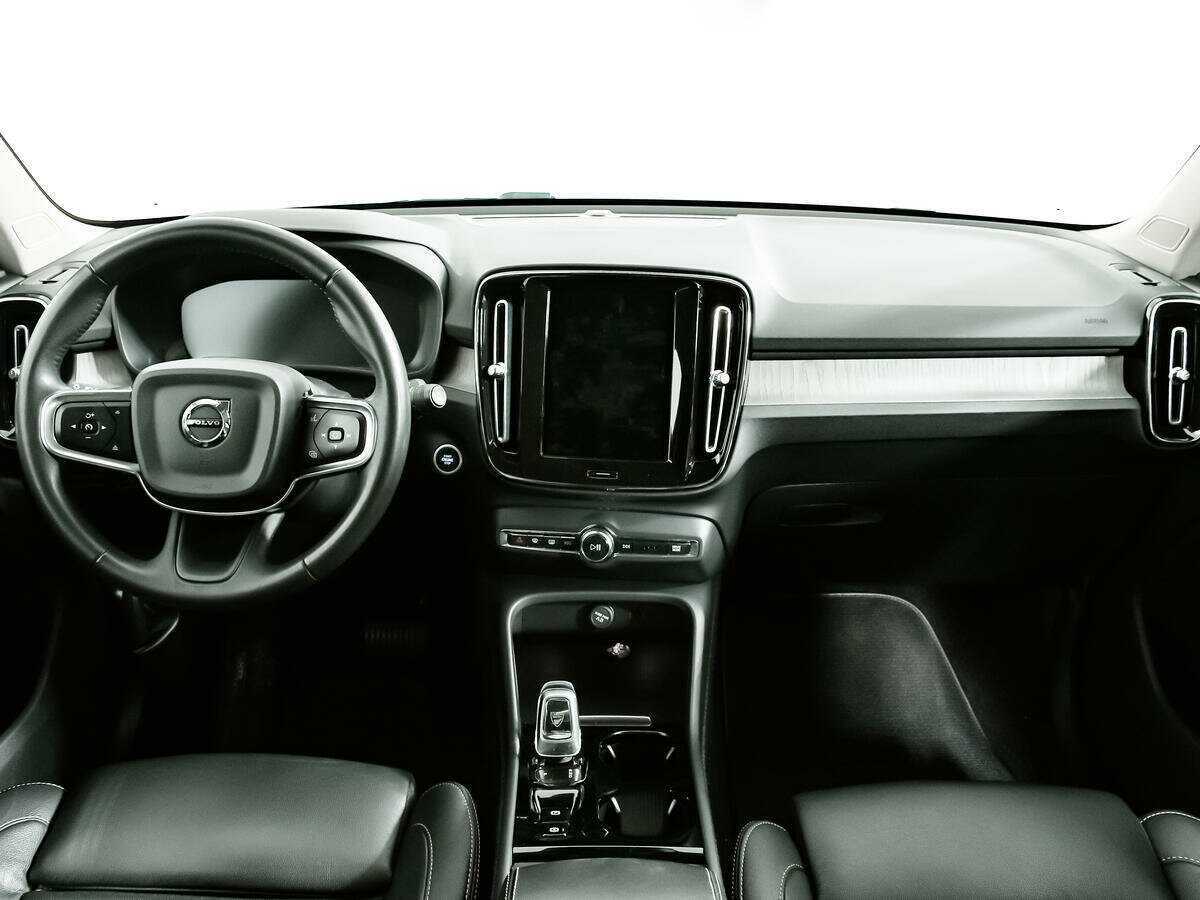 Volvo XC40 2021 года с пробегом. Фото: #10