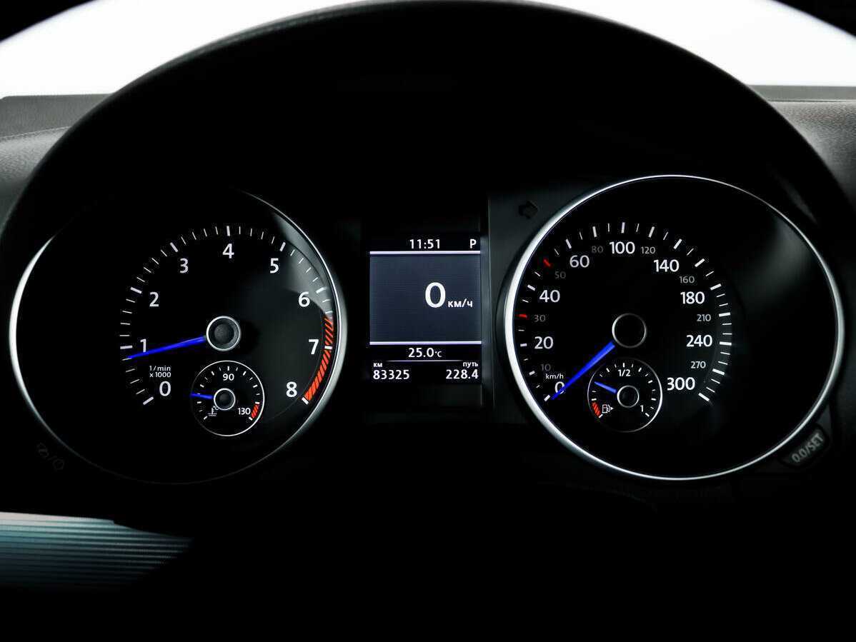 Volkswagen Golf R 2012 года с пробегом. Фото: #9