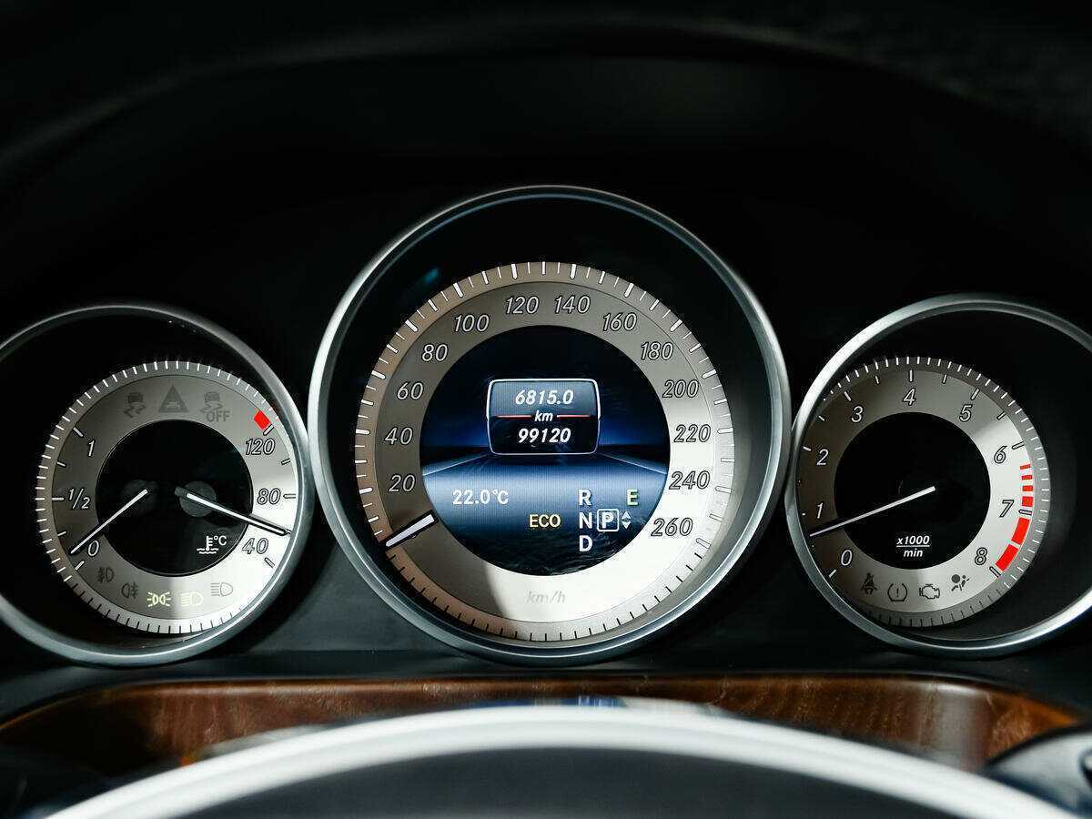 Mercedes-Benz E-Класс 2013 года с пробегом. Фото: #7