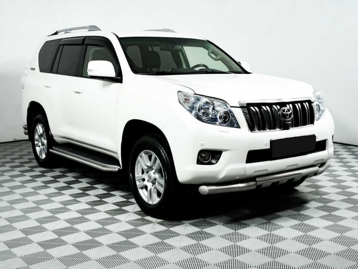 Toyota Land Cruiser Prado 2011 года с пробегом. Фото: #2