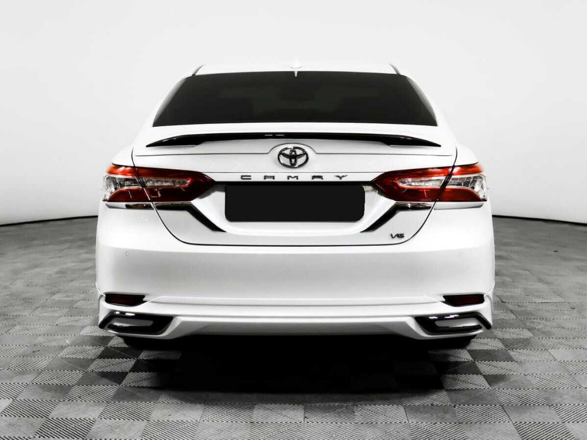 Toyota Camry 2019 года с пробегом. Фото: #5