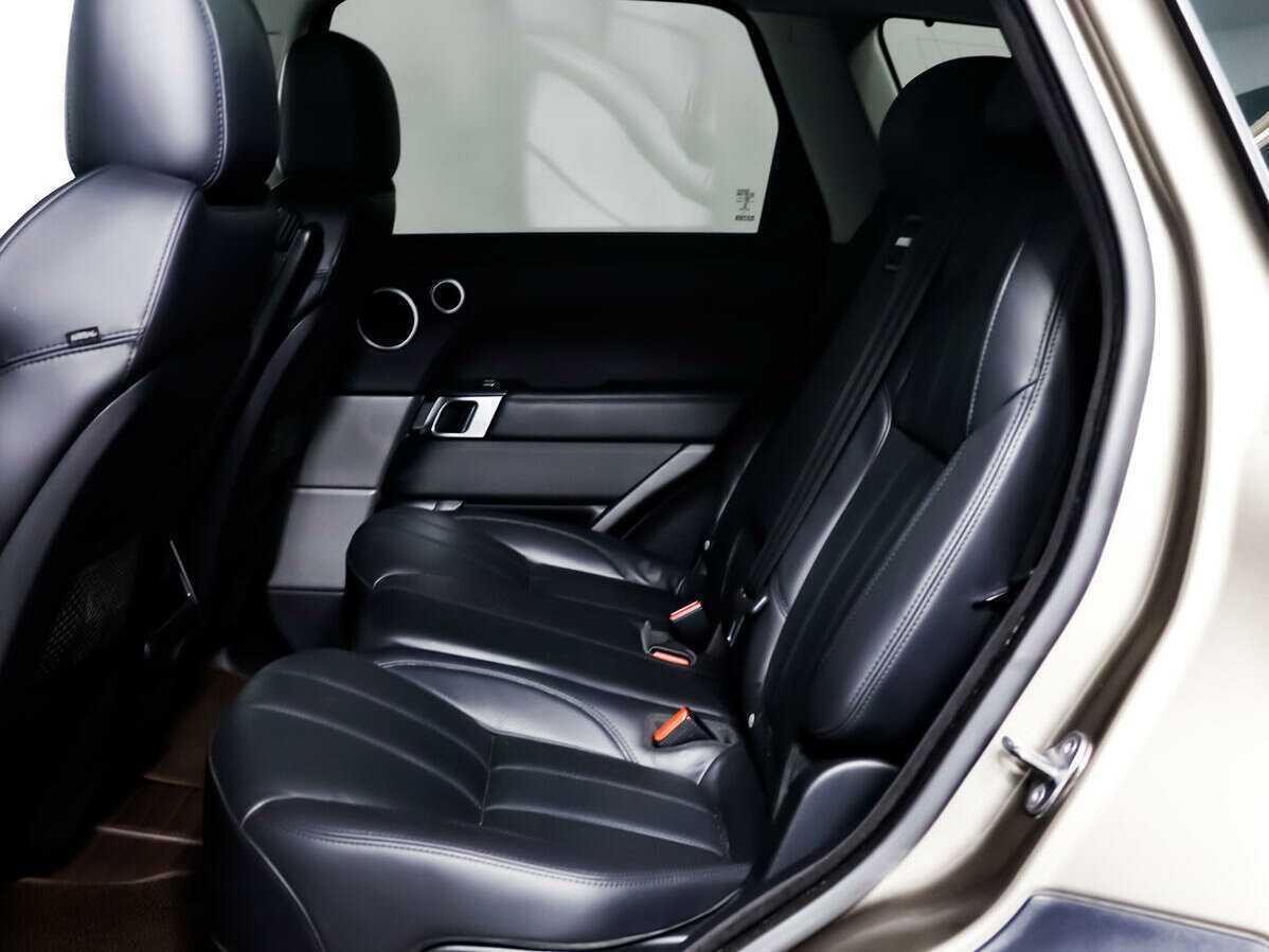 Land Rover Range Rover Sport 2016 года с пробегом. Фото: #11