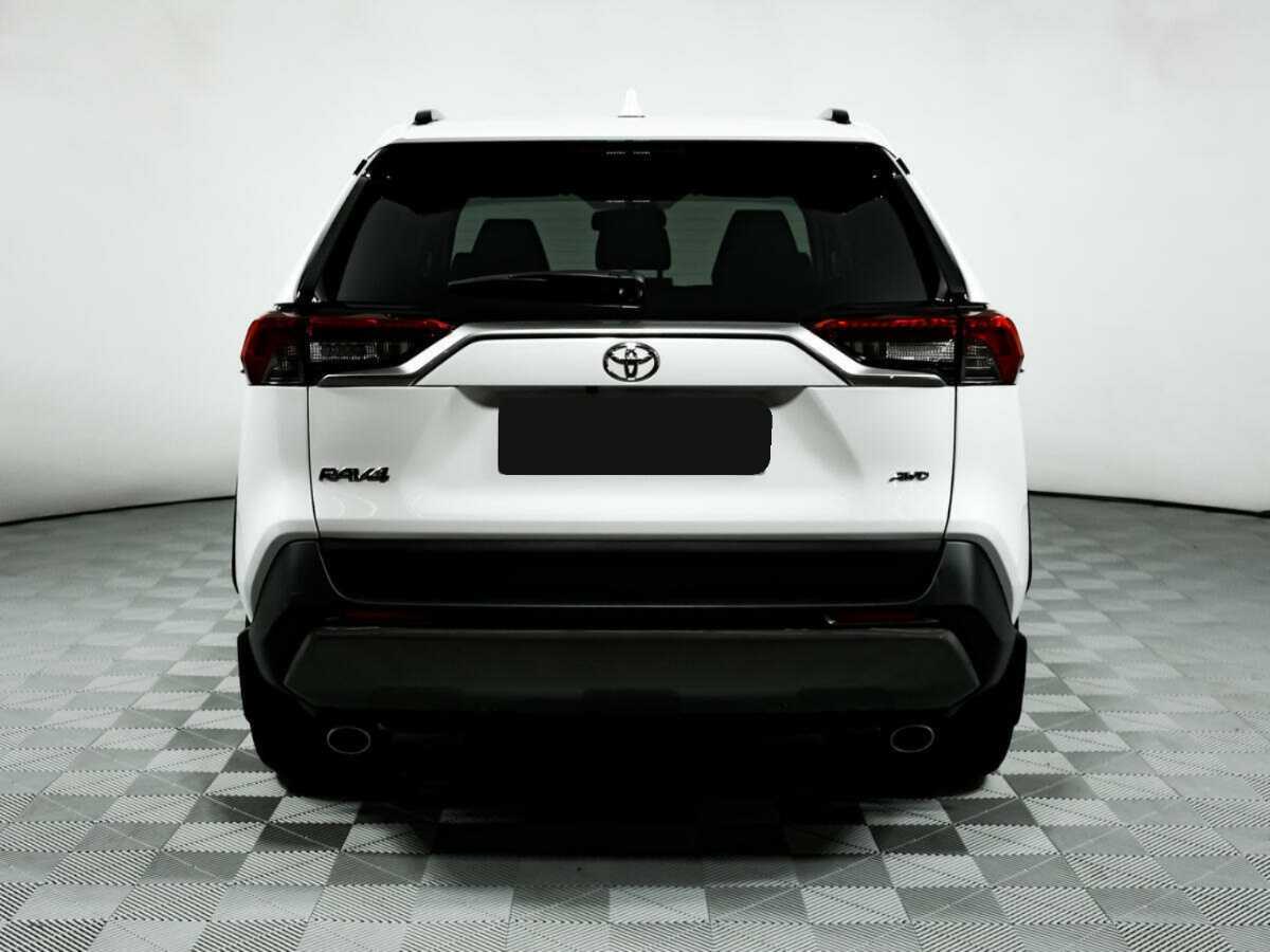 Toyota RAV4 2021 года с пробегом. Фото: #5