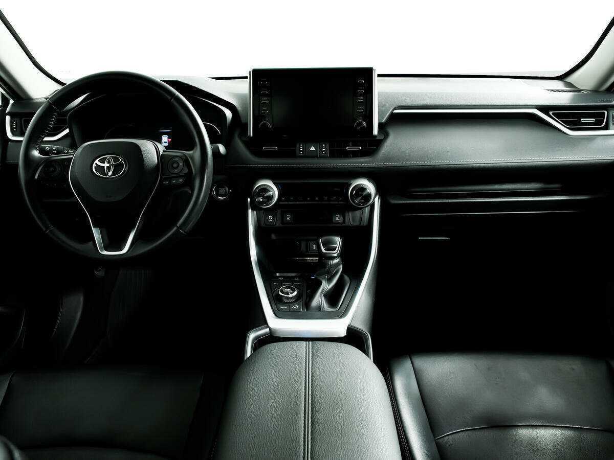 Toyota RAV4 2021 года с пробегом. Фото: #10