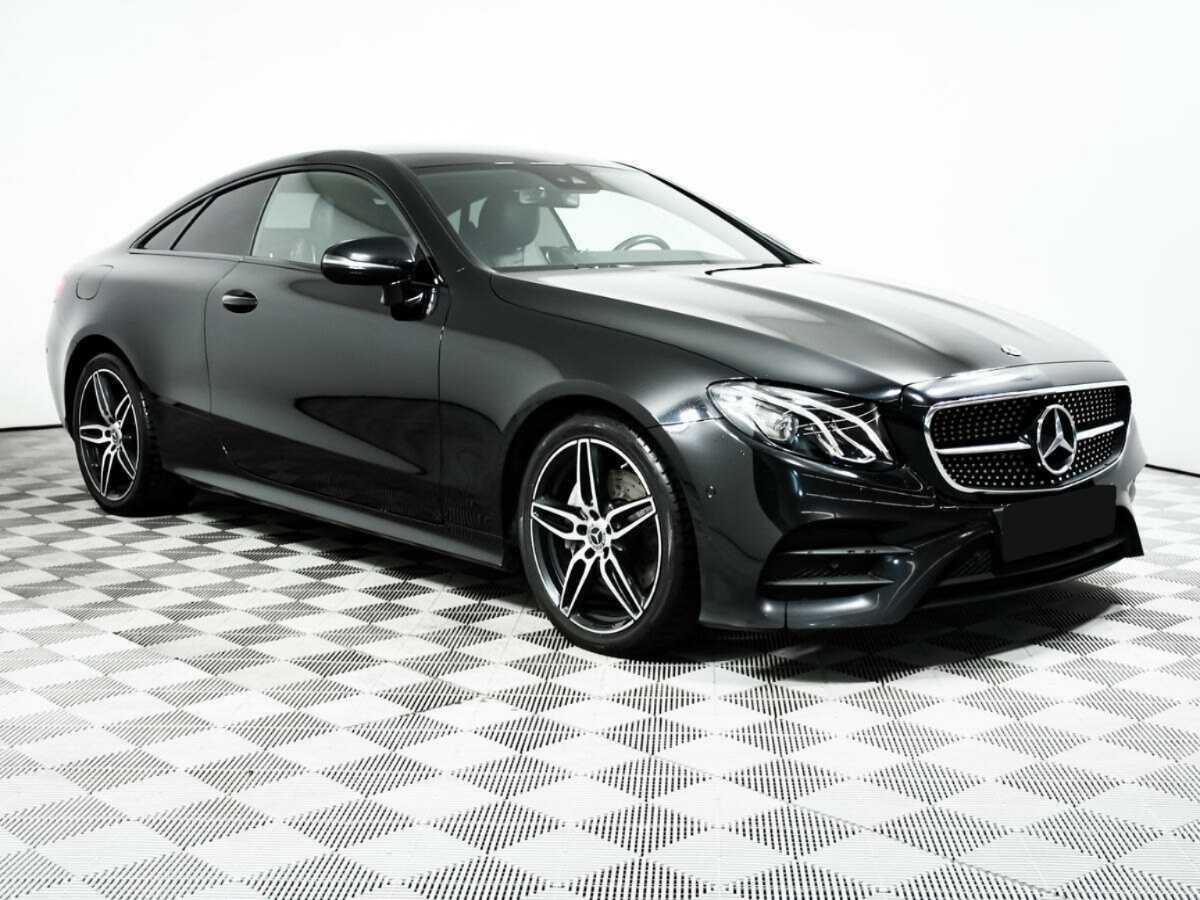 Mercedes-Benz E-Класс 2018 года с пробегом. Фото: #2