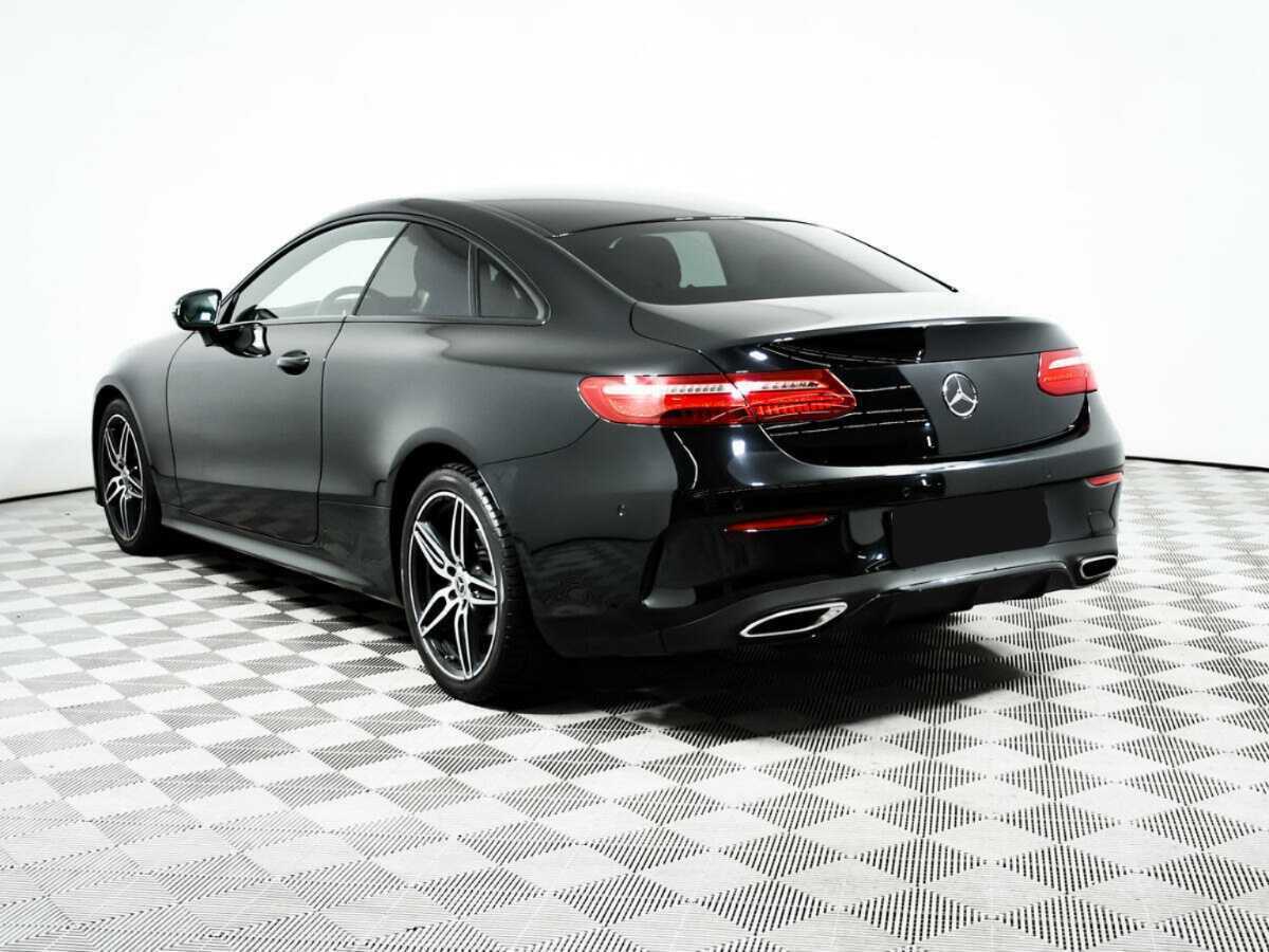 Mercedes-Benz E-Класс 2018 года с пробегом. Фото: #6