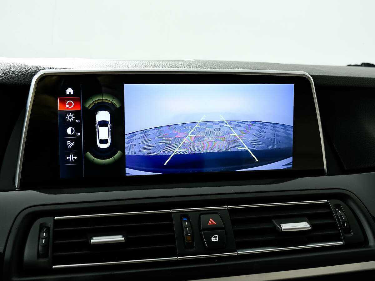 BMW 5 серии 2013 года с пробегом. Фото: #13