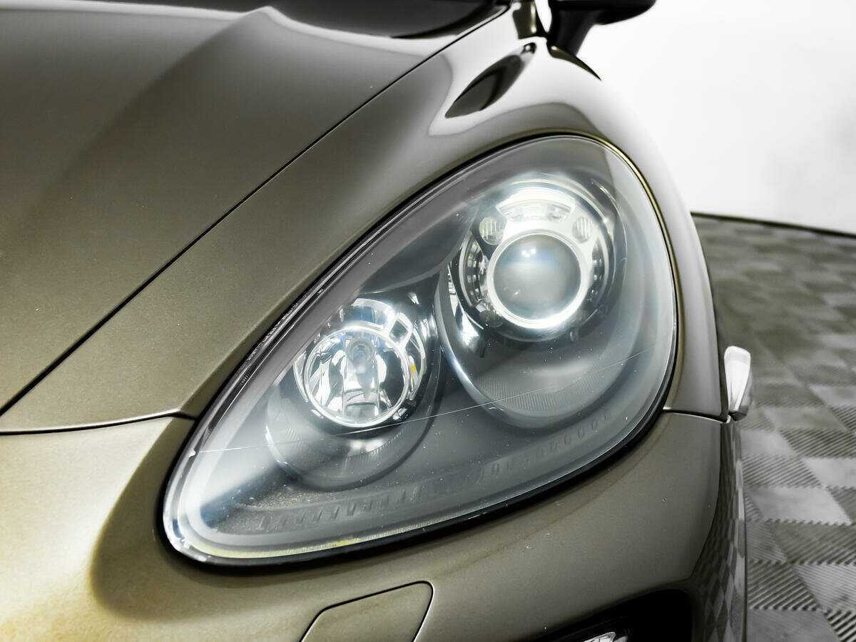 Porsche Cayenne 2012 года с пробегом. Фото: #12