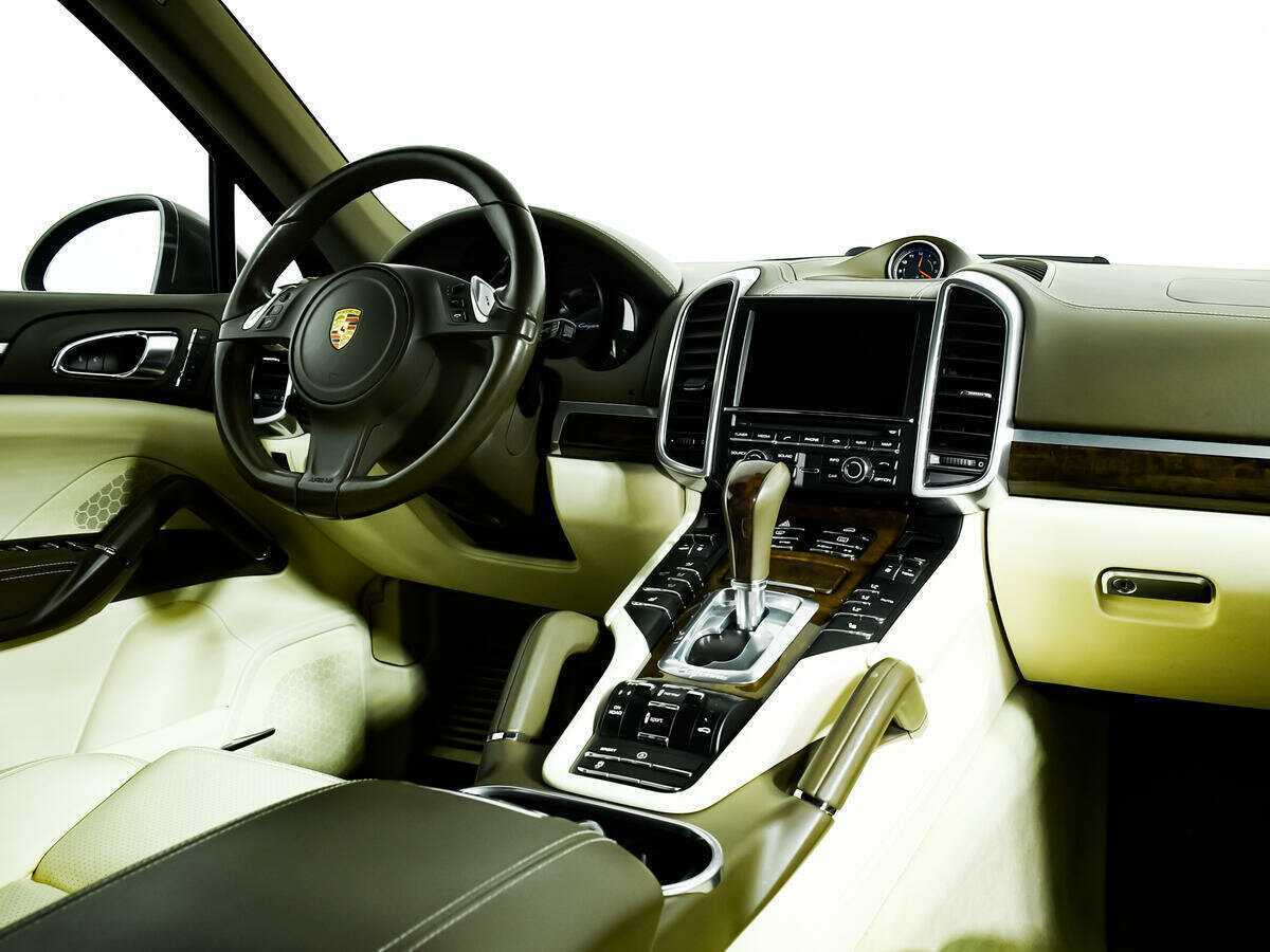 Porsche Cayenne 2013 года с пробегом. Фото: #8