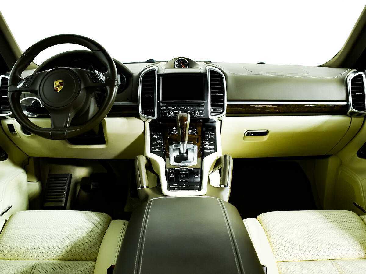 Porsche Cayenne 2013 года с пробегом. Фото: #10